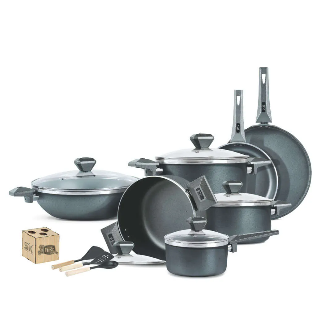 16-Piece Gray Non-Stick Daffodil Themed Gift Pack Set