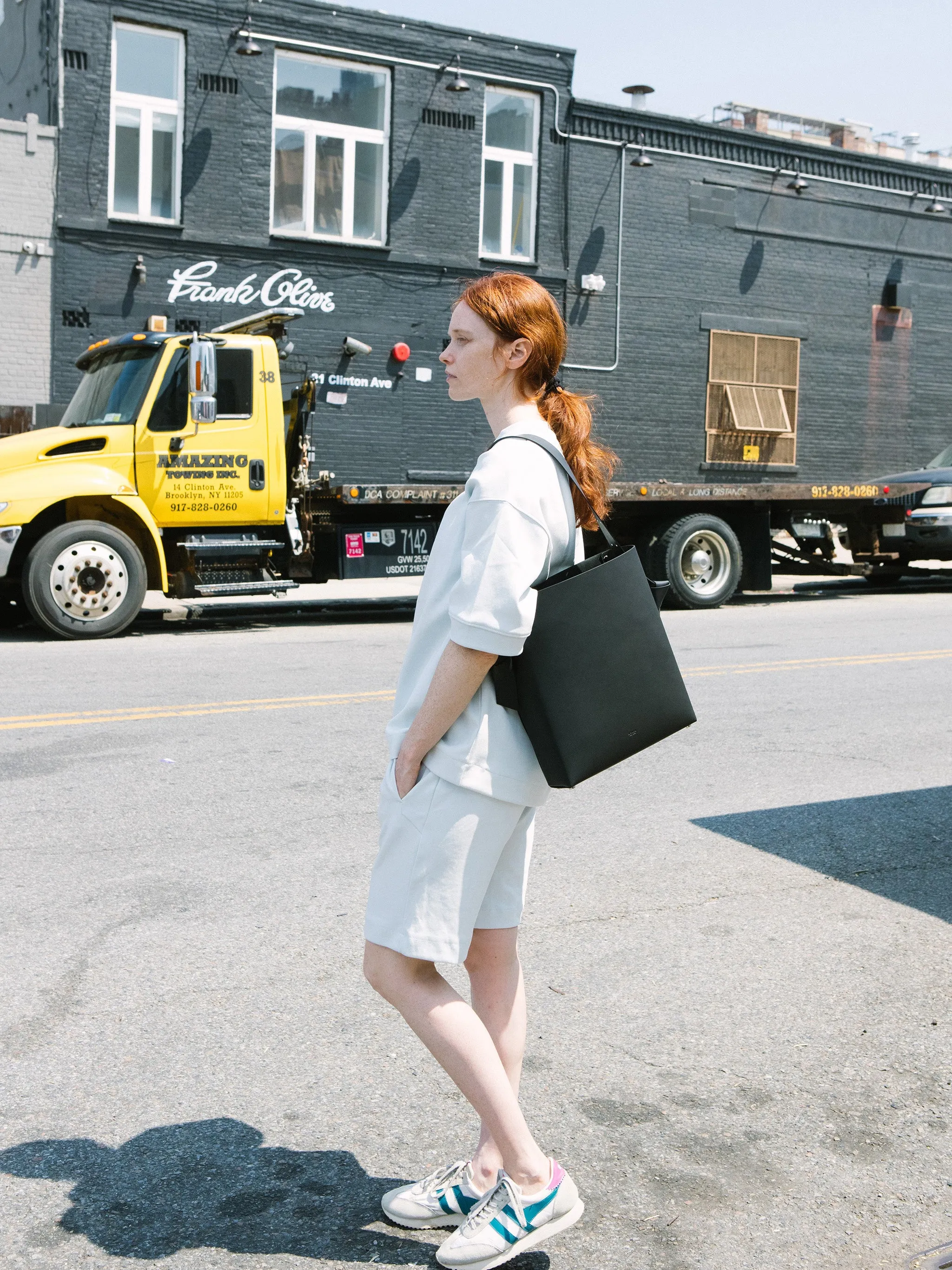 AEHEE tote bag Black