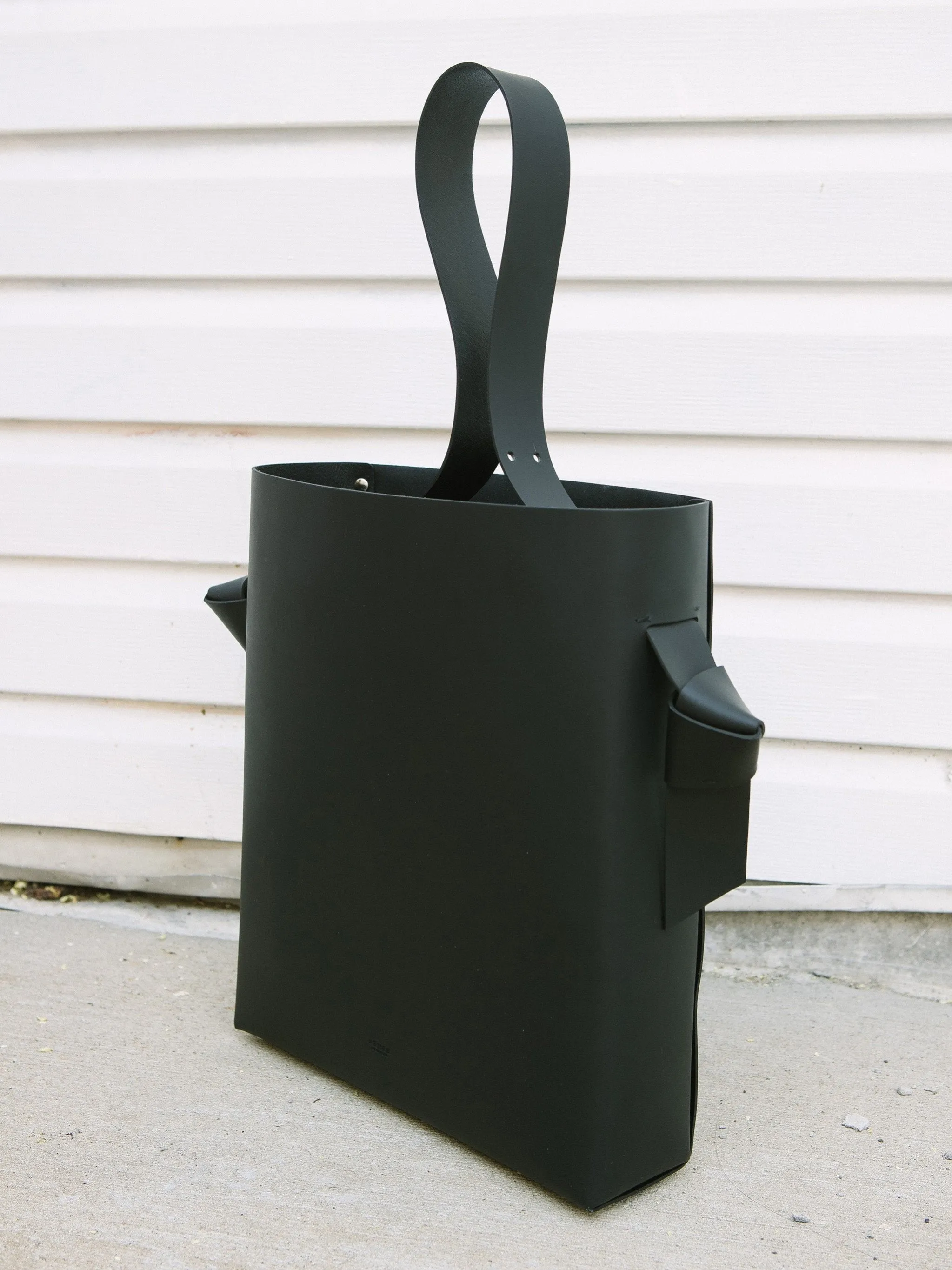 AEHEE tote bag Black