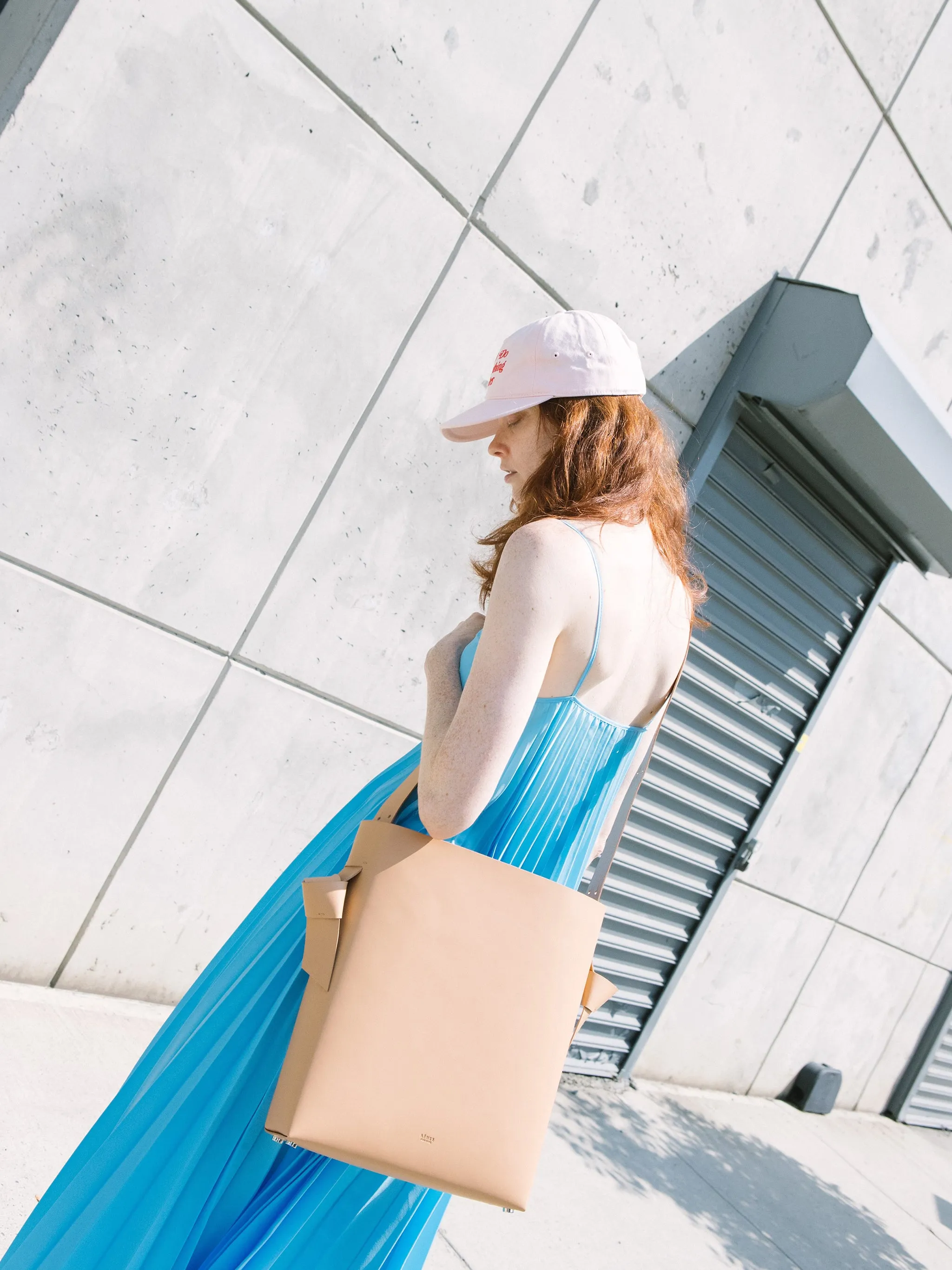 AEHEE tote bag Cashew