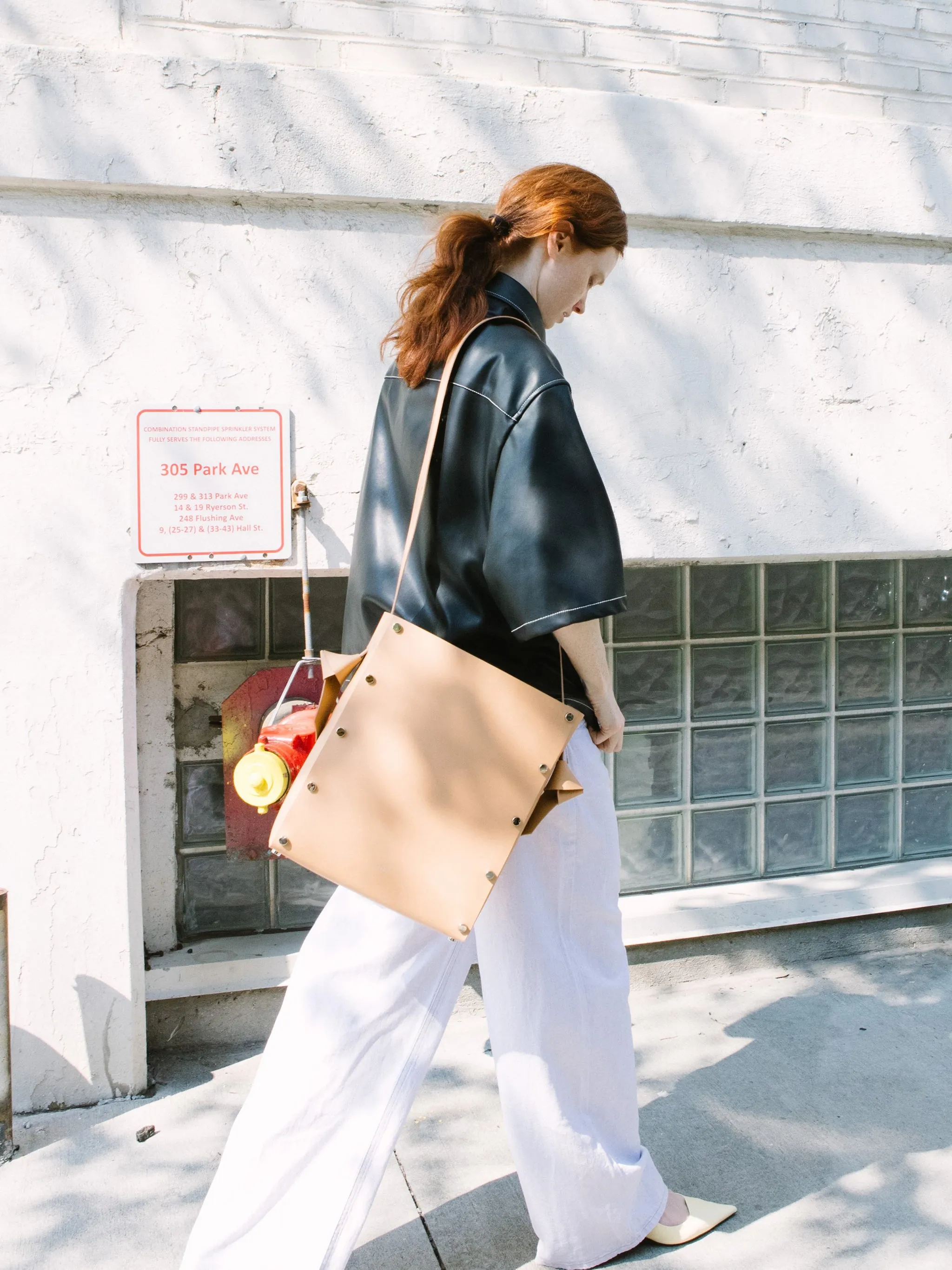AEHEE tote bag Cashew