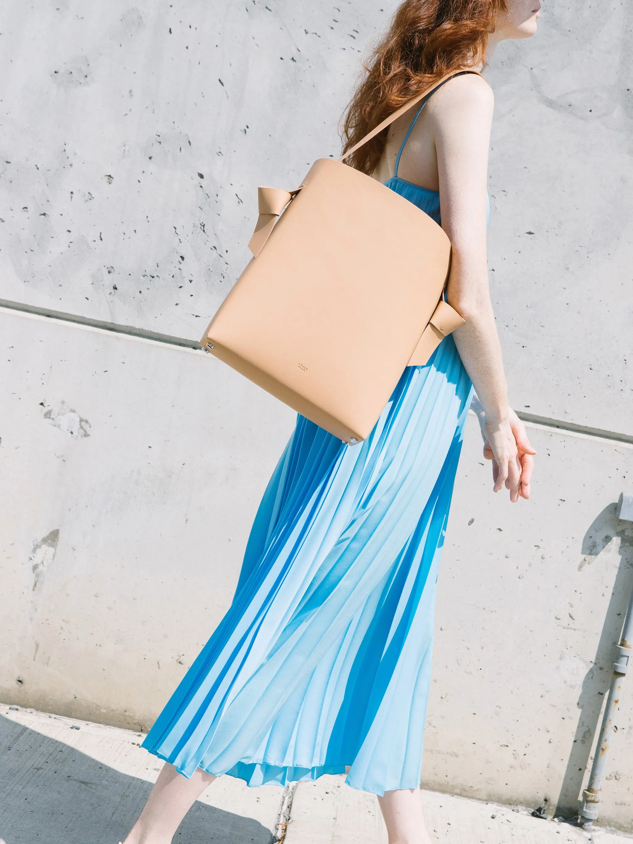 AEHEE tote bag Cashew