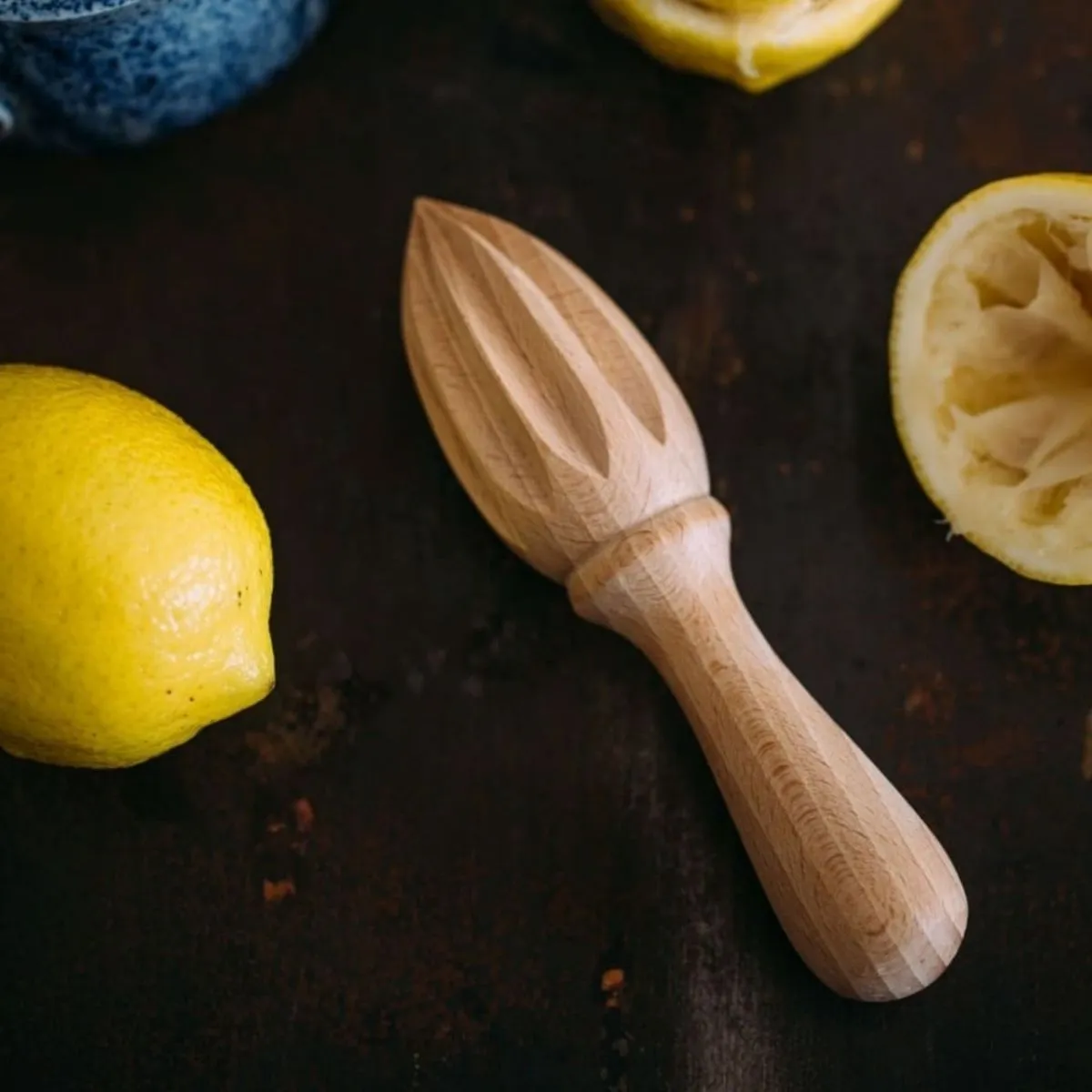 Hand Juicer For Oranges And Lemons | Indian Rosewood (Sheesham)| Dishwasher Safe