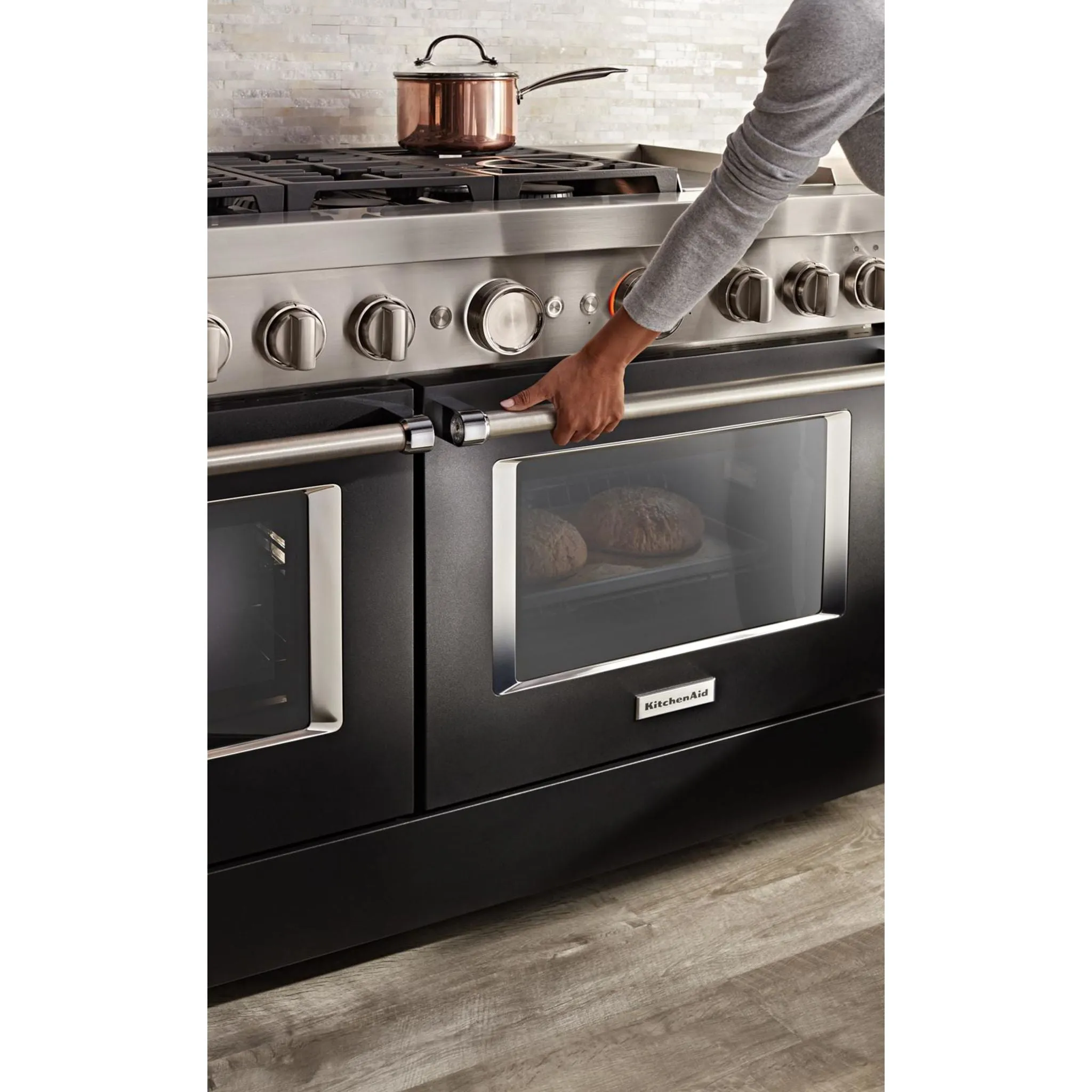 KitchenAid  48'' Smart Commercial-Style Dual Fuel Range with Griddle (KFDC558JBK)