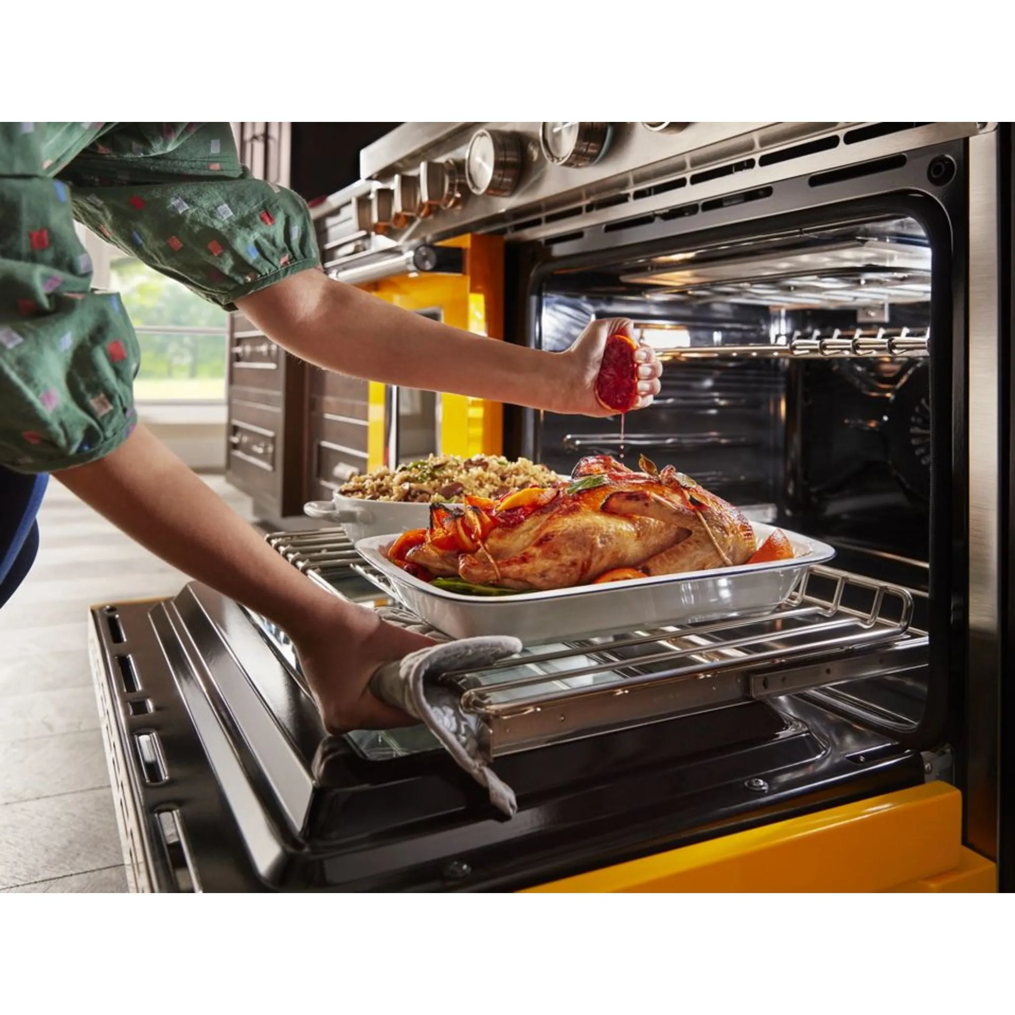 KitchenAid  48'' Smart Commercial-Style Dual Fuel Range with Griddle (KFDC558JBK)