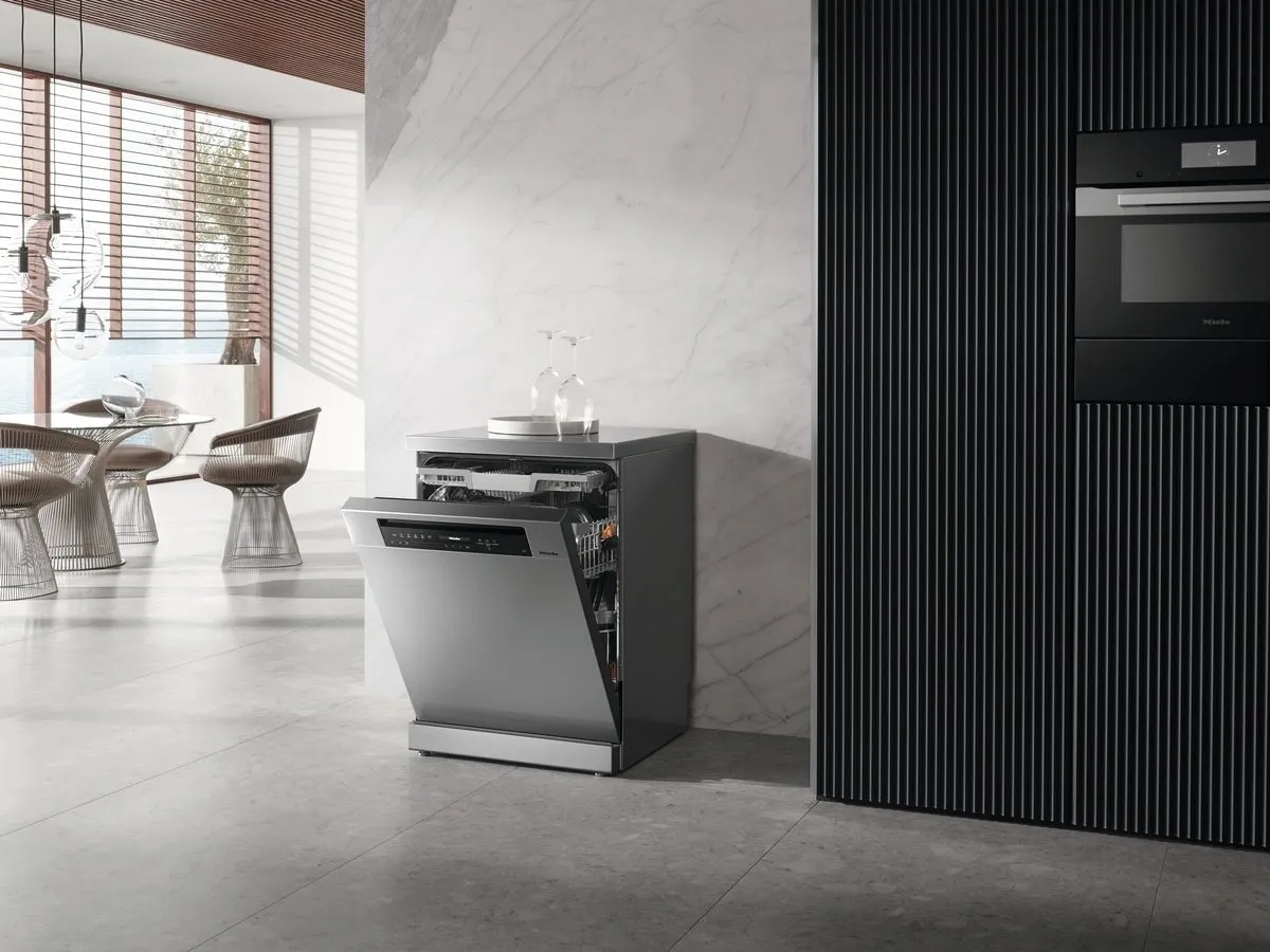 Miele G7410SC AutoDos Freestanding Full Size Dishwasher - Clean Steel