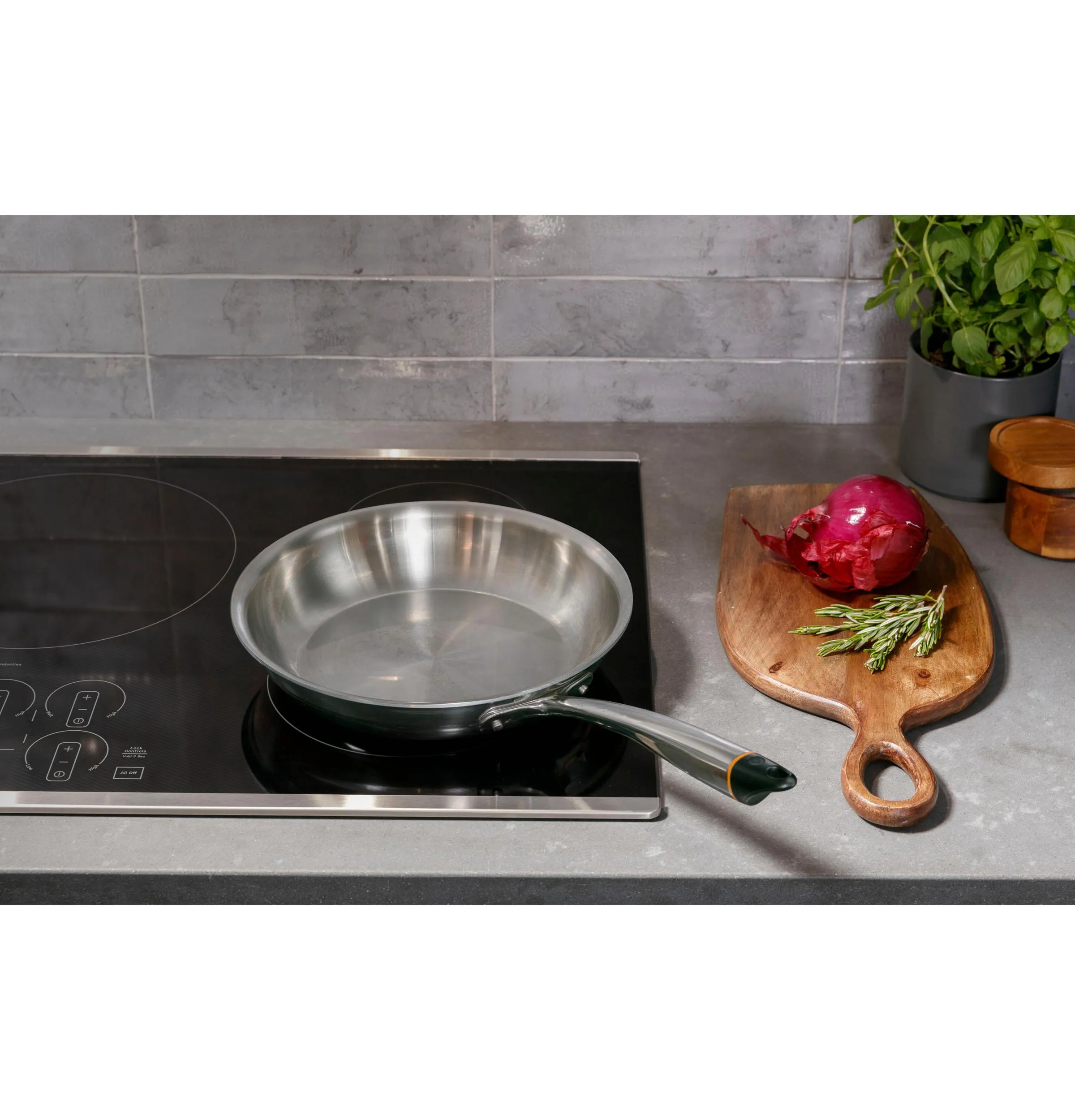 PHP7030DTBB GE Profile™ 30" Built-In Touch Control Induction Cooktop